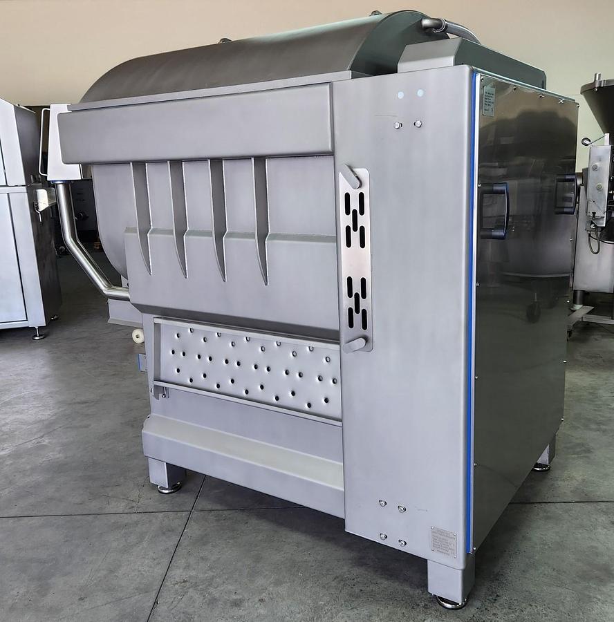 Used MIX MAXI 900 V