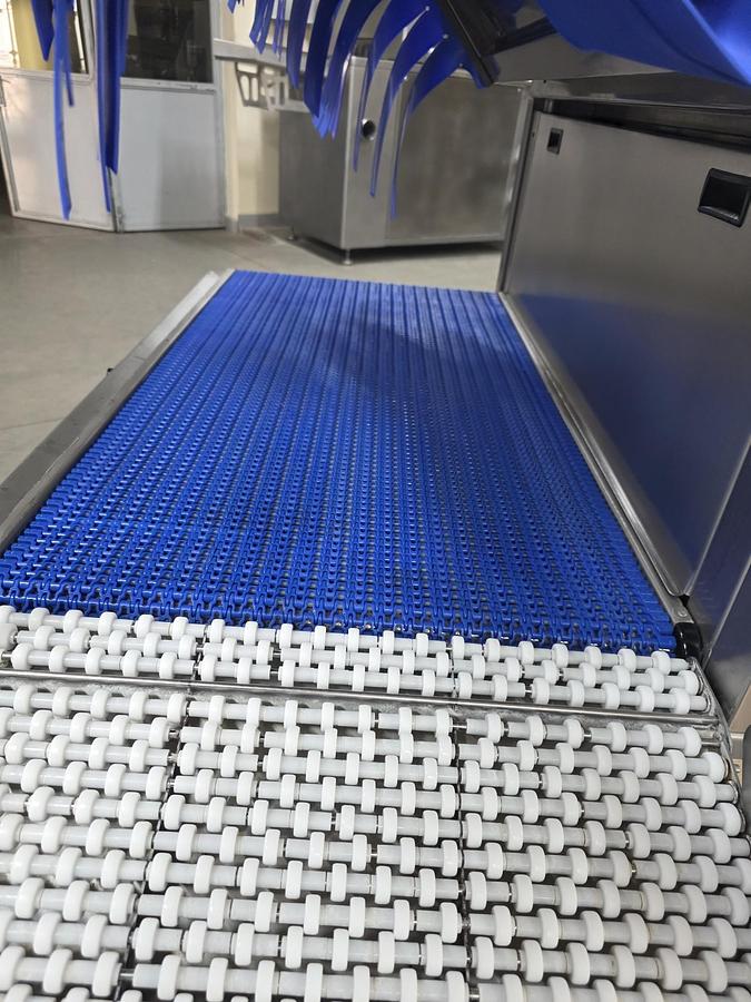 Used MULTIVAC C 700, HENKELMAN 200 A