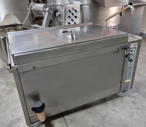 Used ELRO SMOKING CHAMBERS / COOKING KETTLES / BAKING CHAMBERS