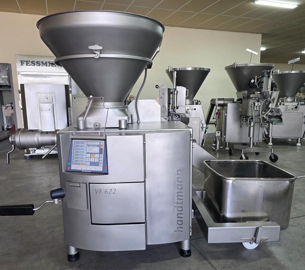Used HANDTMANN VF 622