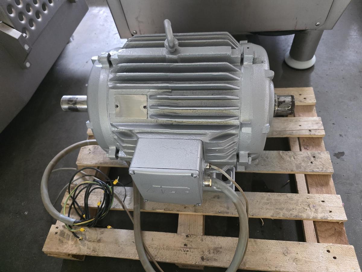 Used SEYDELMANN AD 114