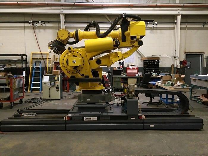 Used 2012 FANUC M900iA/600 6 AXIS CNC ROBOT WITH R30iA & 15' 7TH AXIS TRACK