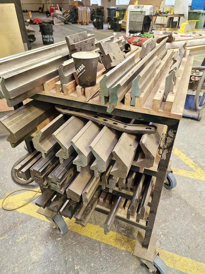 Used PROMECAM RG75 - 30 HYDRAULIC PRESSBRAKE