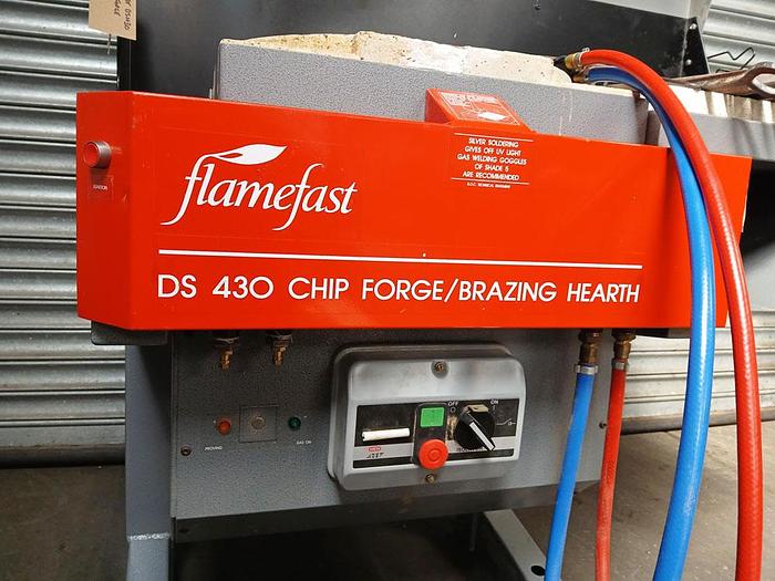 Used FLAMEFAST DS430 CHIP FORGE / BRAZING HEARTH