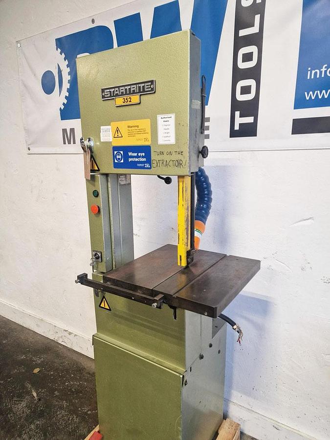 Used STARTRITE 352 VERTICAL BANDSAW