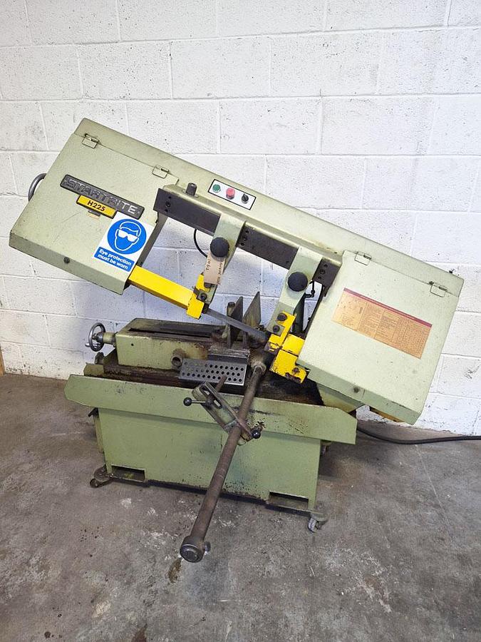 Used STARTRITE H225 HORIZONTAL BANDSAW