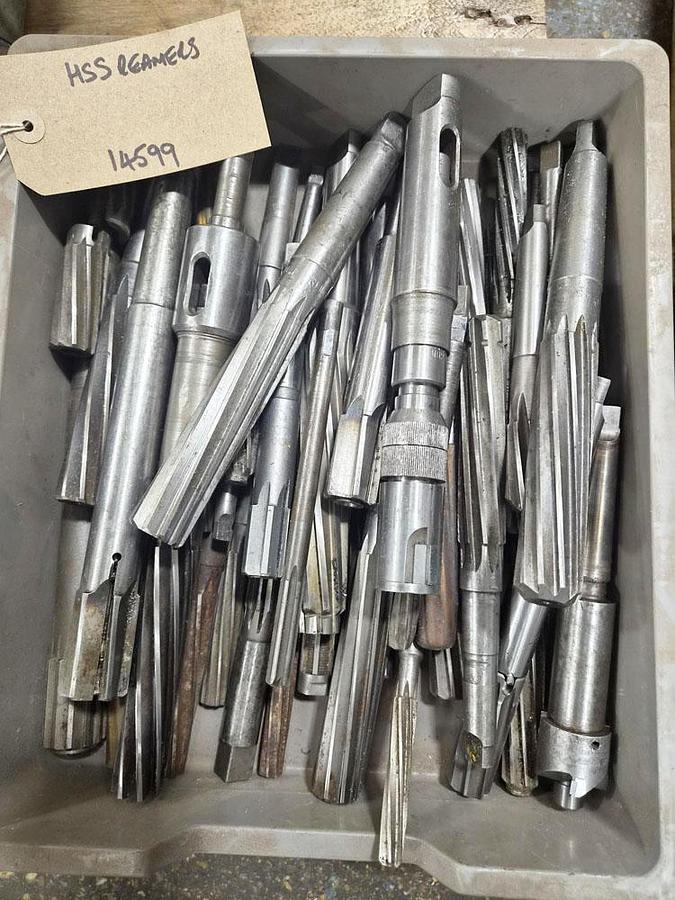 Used UNKNOWN HSS REAMERS