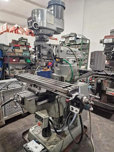 Used BRIDGEPORT SERIES 1 BR2J2 TURRET MILL