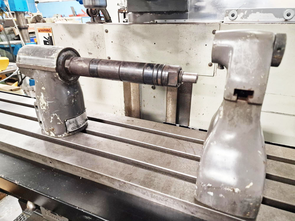 Used BRIDGEPORT HORIZONTAL MILLING ATTACHMENT