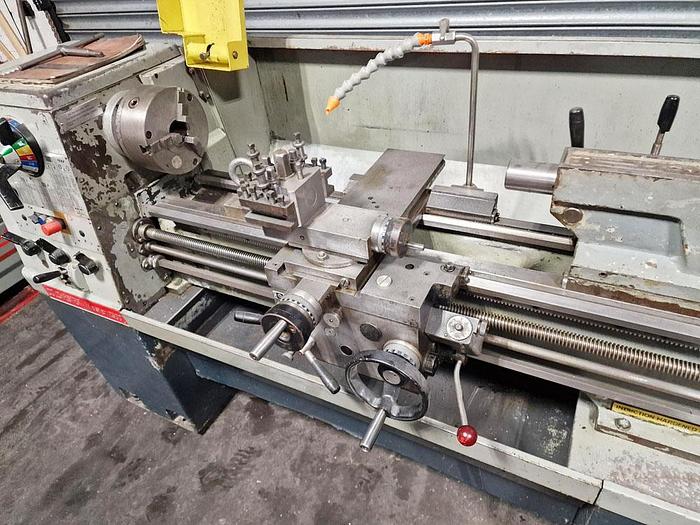 Used COLCHESTER MASTER 2500 13" x 40" GAP BED CENTRE LATHE