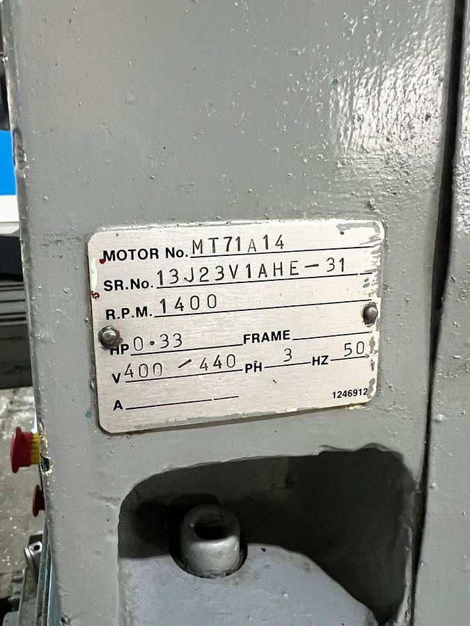 Used CINCINNATI MILACRON  207 MK VERTICAL MILL