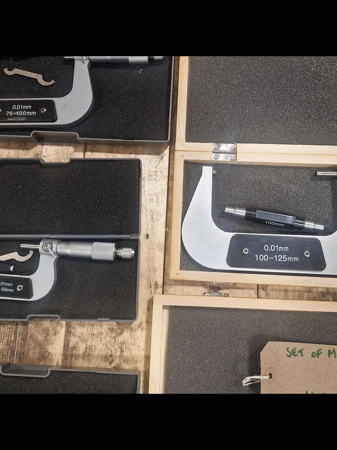 Used UNKNOWN SET OF MICROMETERS