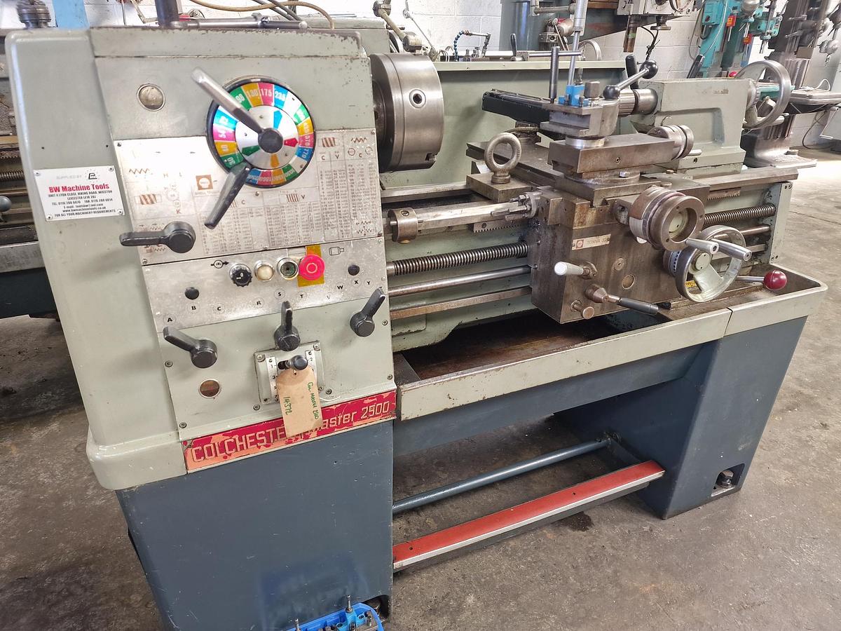 Used COLCHESTER MASTER 2500 13" x 25" GAP BED CENTRE LATHE