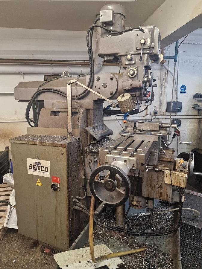Used SEMCO LC20 VSG TURRET MILL