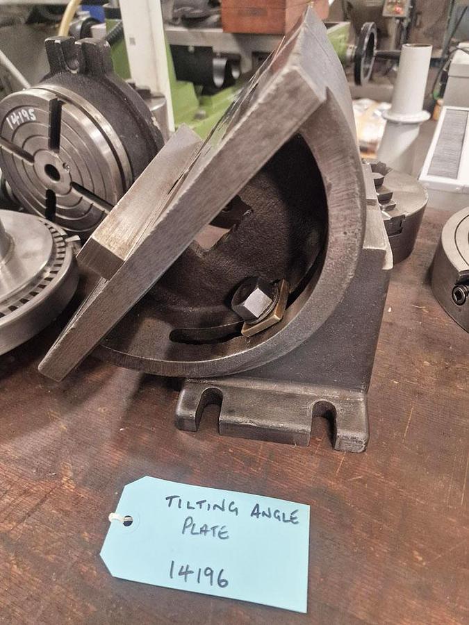 Used UNKNOWN TILTING CAST IRON ANGLE PLATE 10" x 7 1/2"