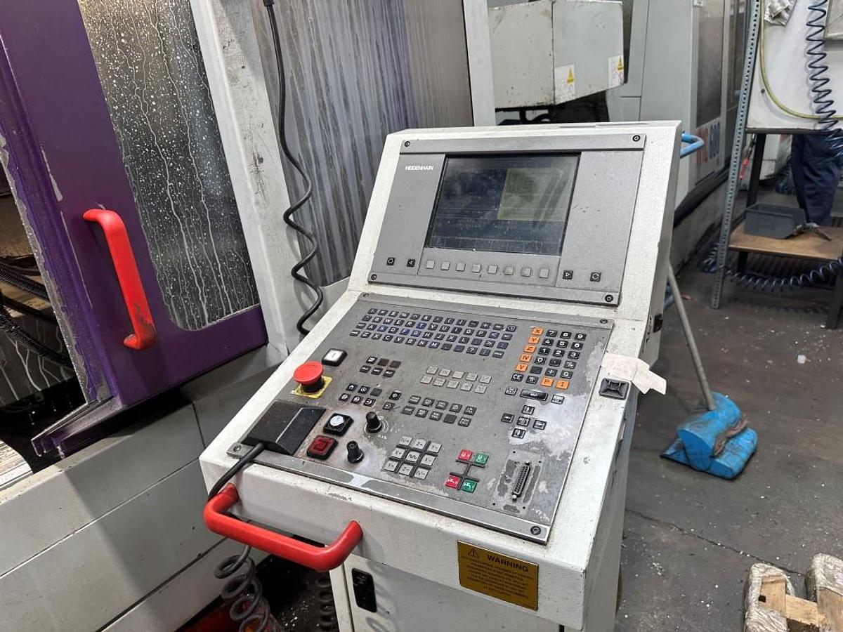 Used 1999 BRIDGEPORT VMC 800 VERTICAL MACHINING CENTRE