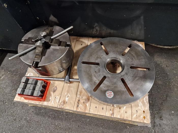 Used COLCHESTER COLCHESTER TRIUMPH 2000 15" x 50" GAP BED CENTRE LATHE