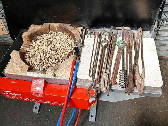 Used FLAMEFAST DS430 CHIP FORGE / BRAZING HEARTH