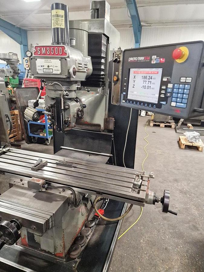 Used XYZ SM3500 CNC VERTICAL MILL