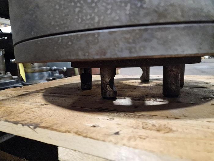 Used TOOLMEX 500mm 3 JAW CHUCK