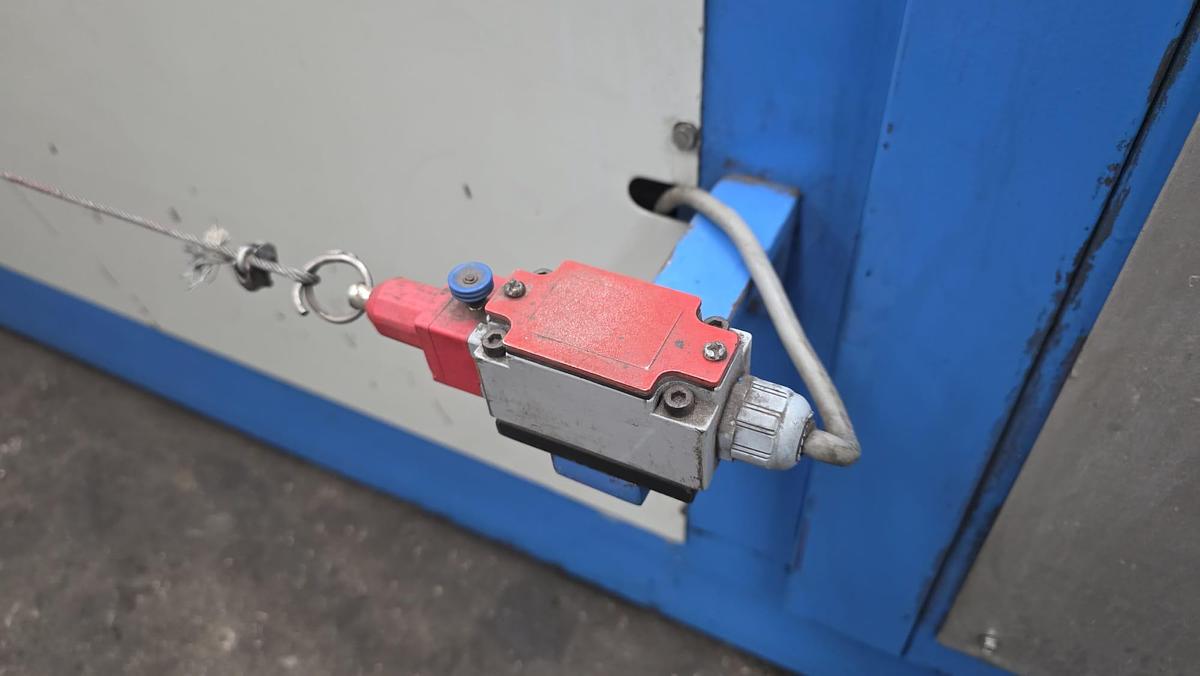 Used 2013 BIRLIK Model MSMS – 3030mm x 3mm Capacity Initial Pinch, Powered Bending Rolls,