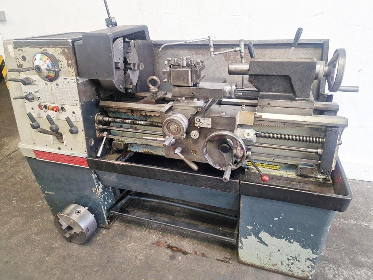Used COLCHESTER COLCHESTER TRIUMPH 2000 15" x 30" GAP BED CENTRE LATHE