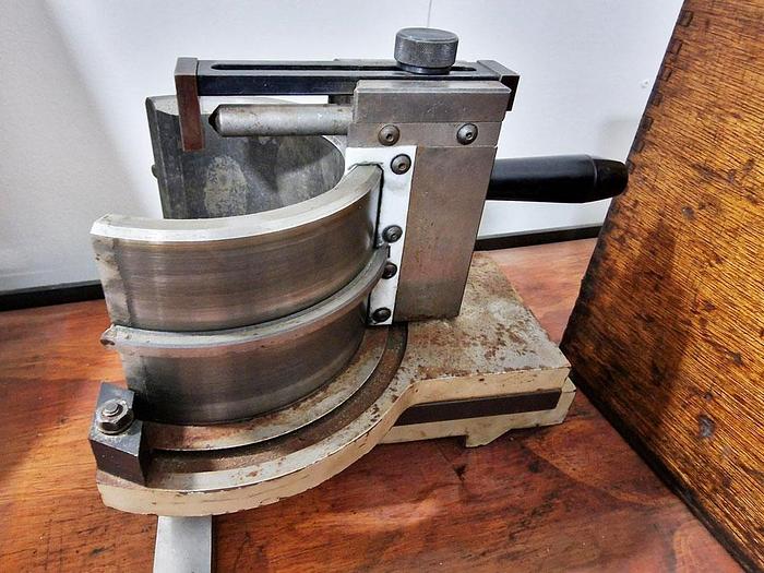 Used JONES & SHIPMAN UX8095 RADIUS WHEEL FORMING ATTACHMENT