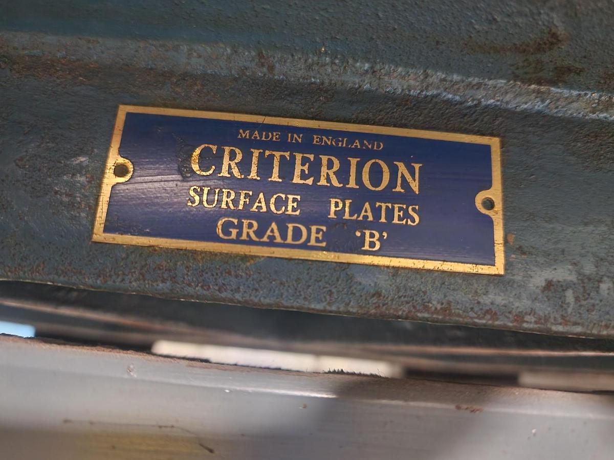 Used CRITERION 24" x 24" SURFACE PLATE