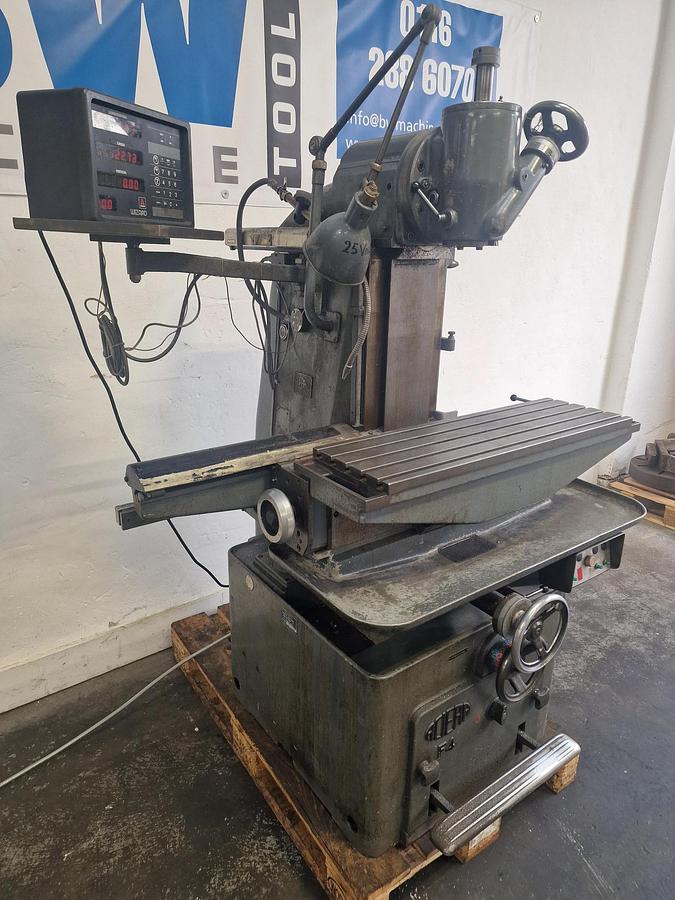 Used ACIERA F4 UNIVERSAL TOOLROOM MILL
