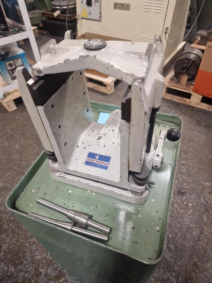 Used JONES & SHIPMAN WHEEL BALANCER