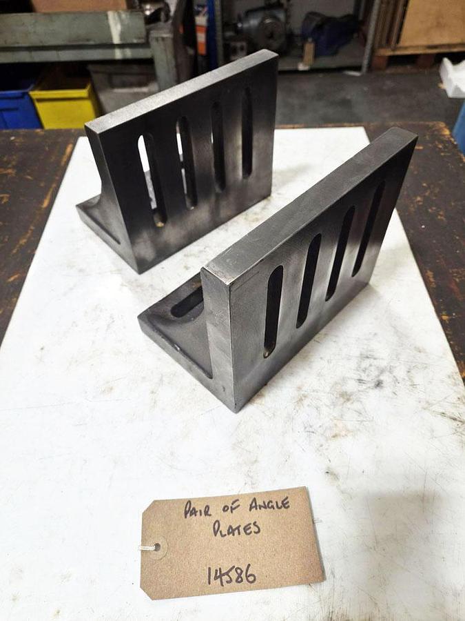 Used UNION PAIR OF ANGLE PLATES