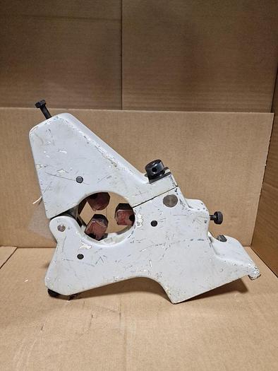 Used JONES & SHIPMAN  7” 3 POINT STEADY