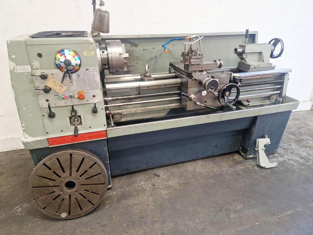 Used COLCHESTER TRIUMPH 2000 15" x 50" GAP BED CENTRE LATHE