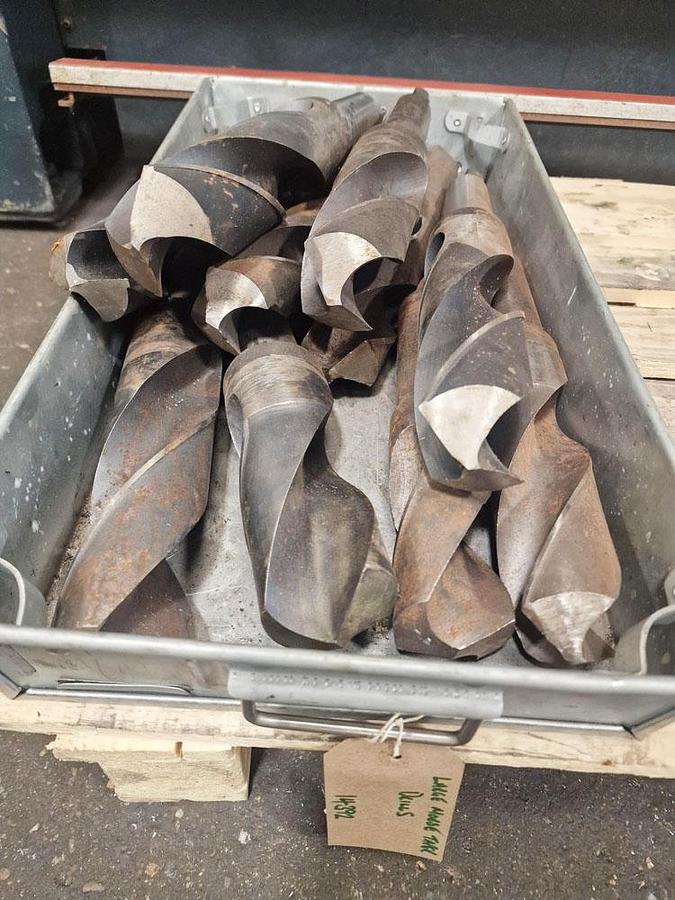 Used DORMER & OSBORN 5 MORSE TAPER DRILLS