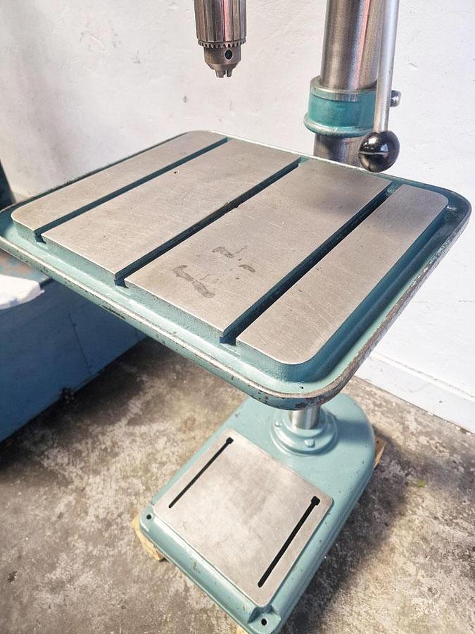 Used FOBCO 7 EIGHT PILLAR DRILL