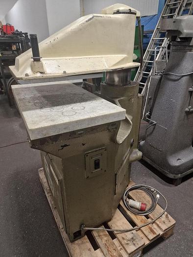 Used COX & WRIGHT CW120C CLICKER PRESS