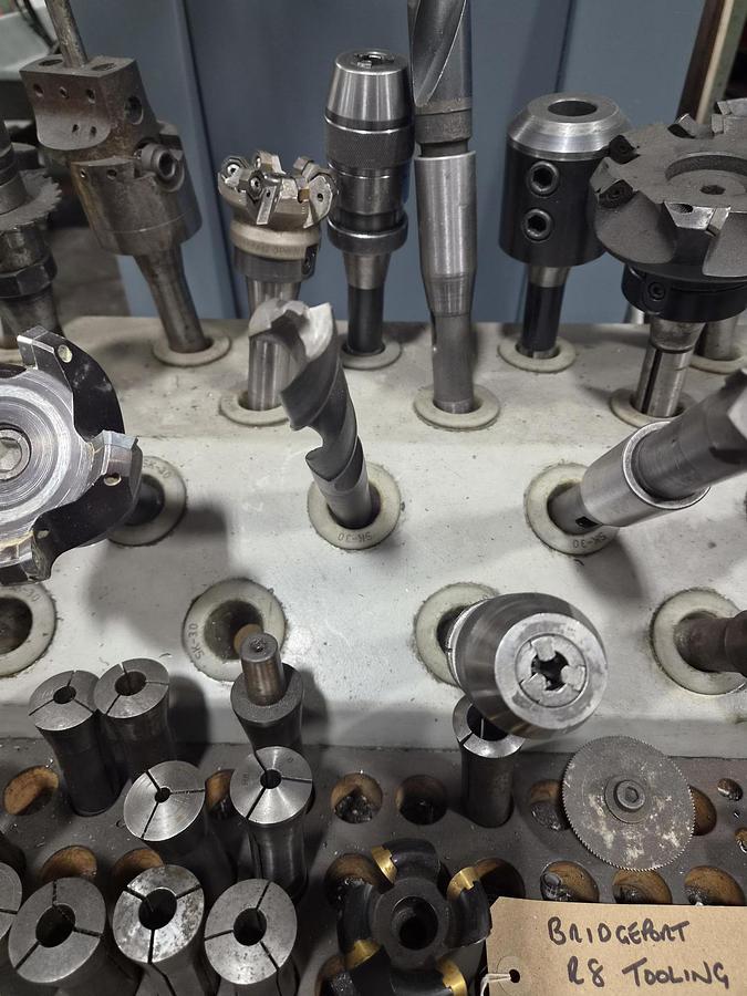 Used BRIDGEPORT R8 TOOLING