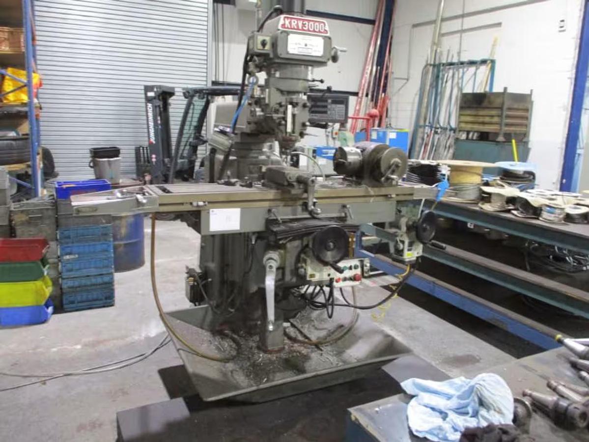Used XYZ KRV 3000 SLV HEAVY DUTY TURRET MILL