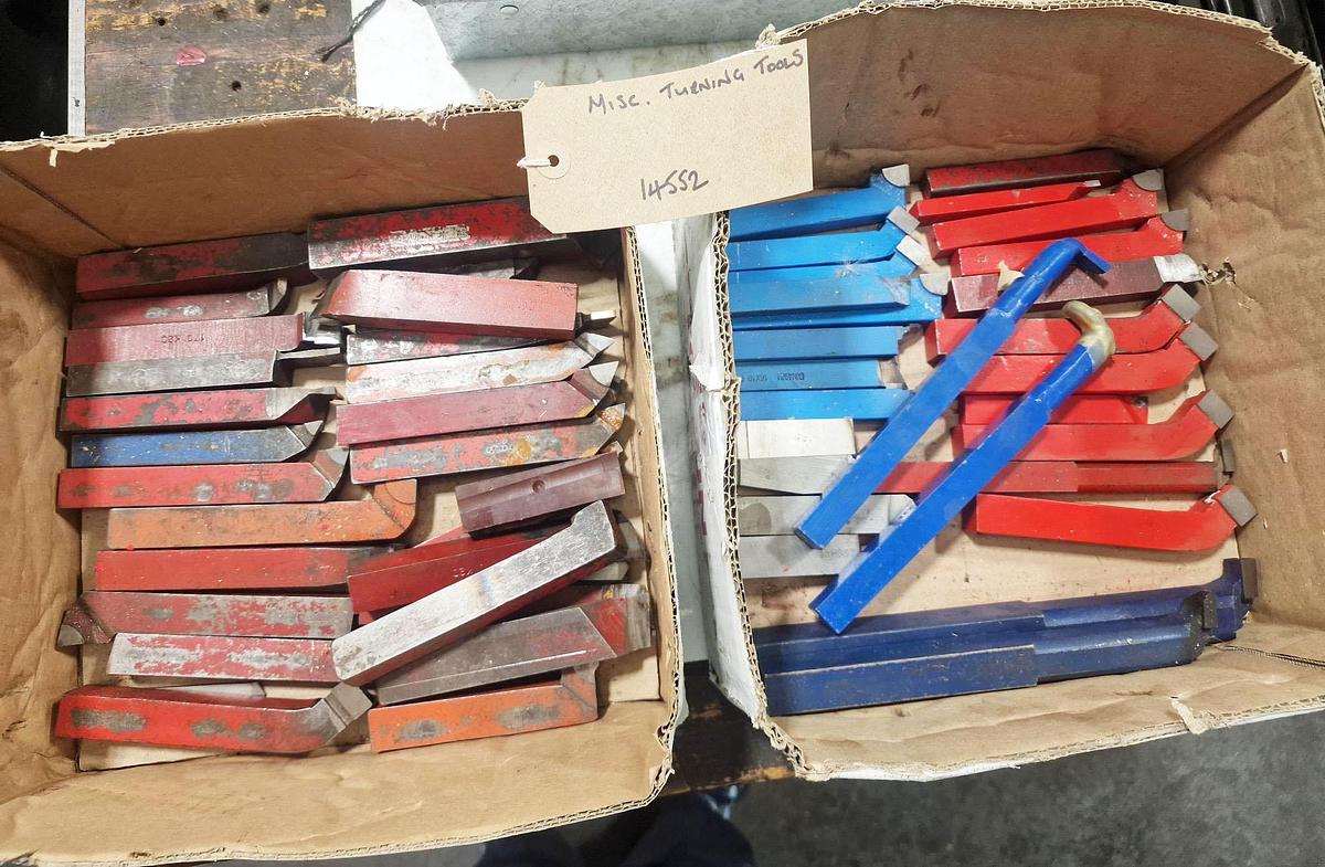 Used UNKNOWN TURNING TOOLS