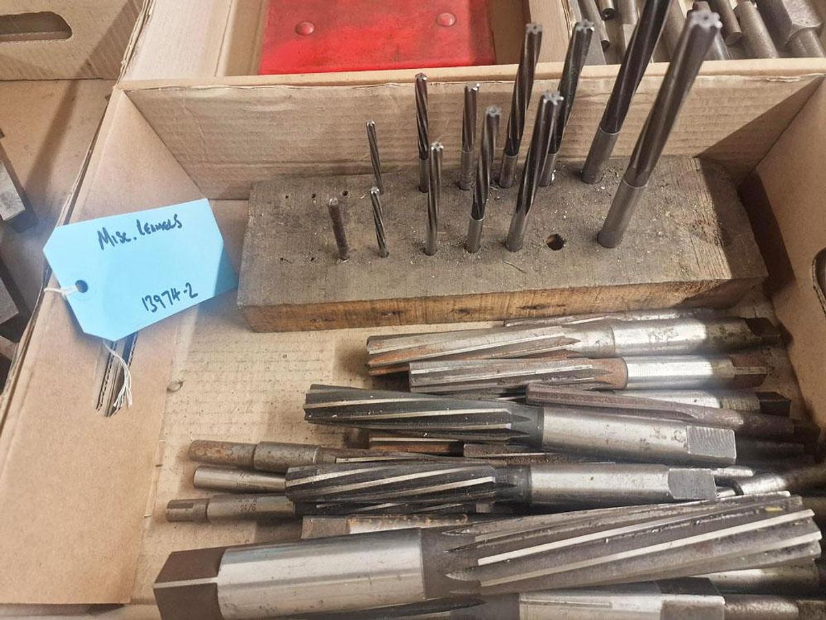 Used UNKNOWN MISCELLANEOUS HSS REAMERS