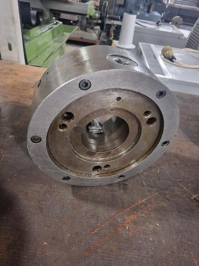 Used UNKNOWN 6" 3 JAW CHUCK