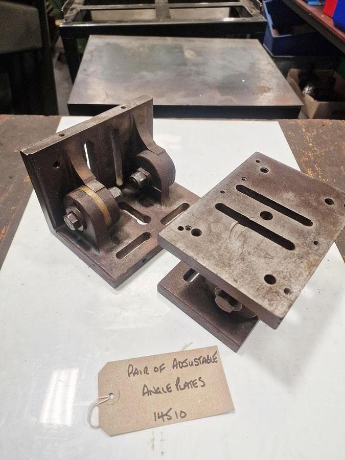Used UNKNOWN PAIR OF ADJUSTABLE ANGLE PLATES