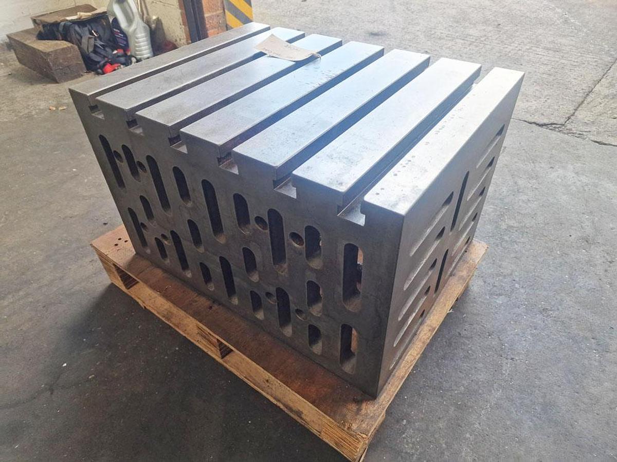 Used UNION CAST IRON ENGINEERS CUBE