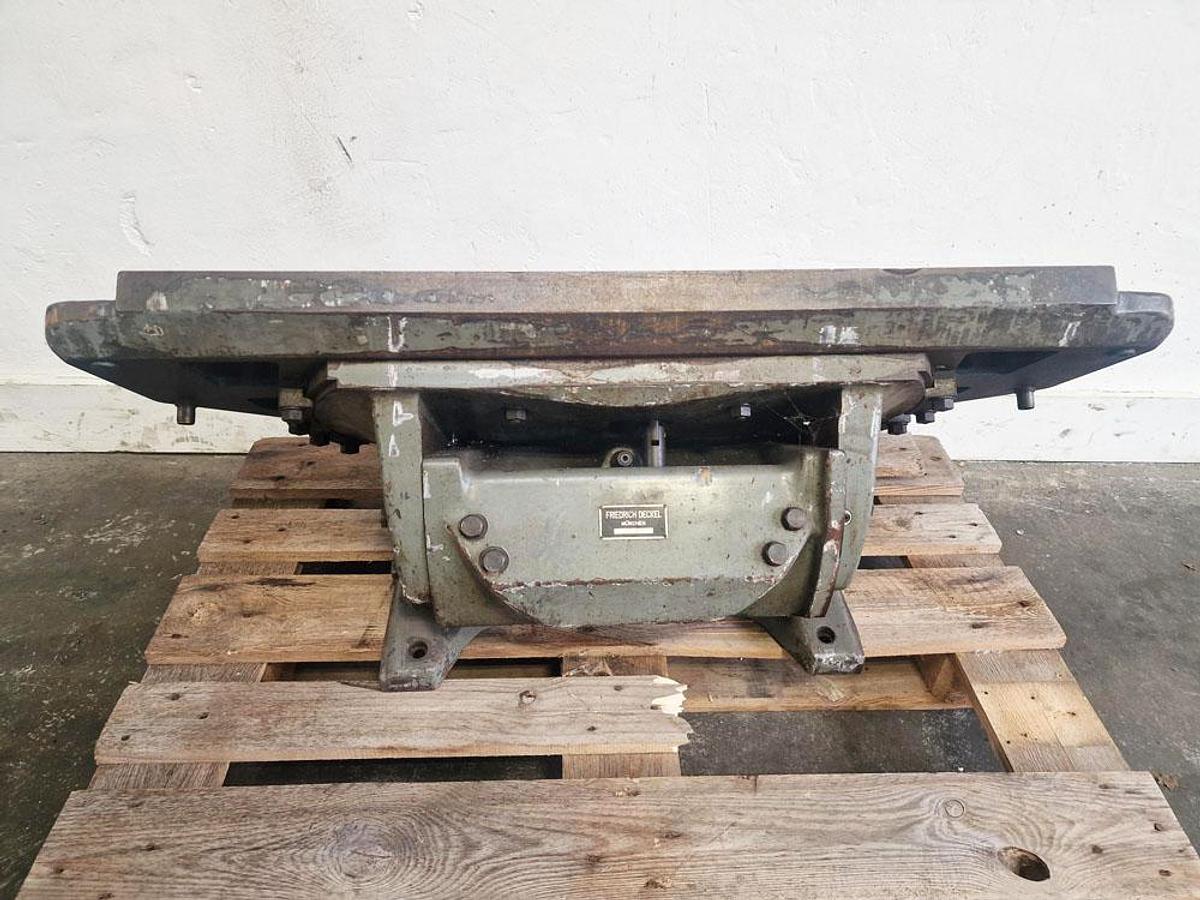Used DECKEL FP2LB TRAVELLING COLUMN TOOLROOM MILLING MACHINE