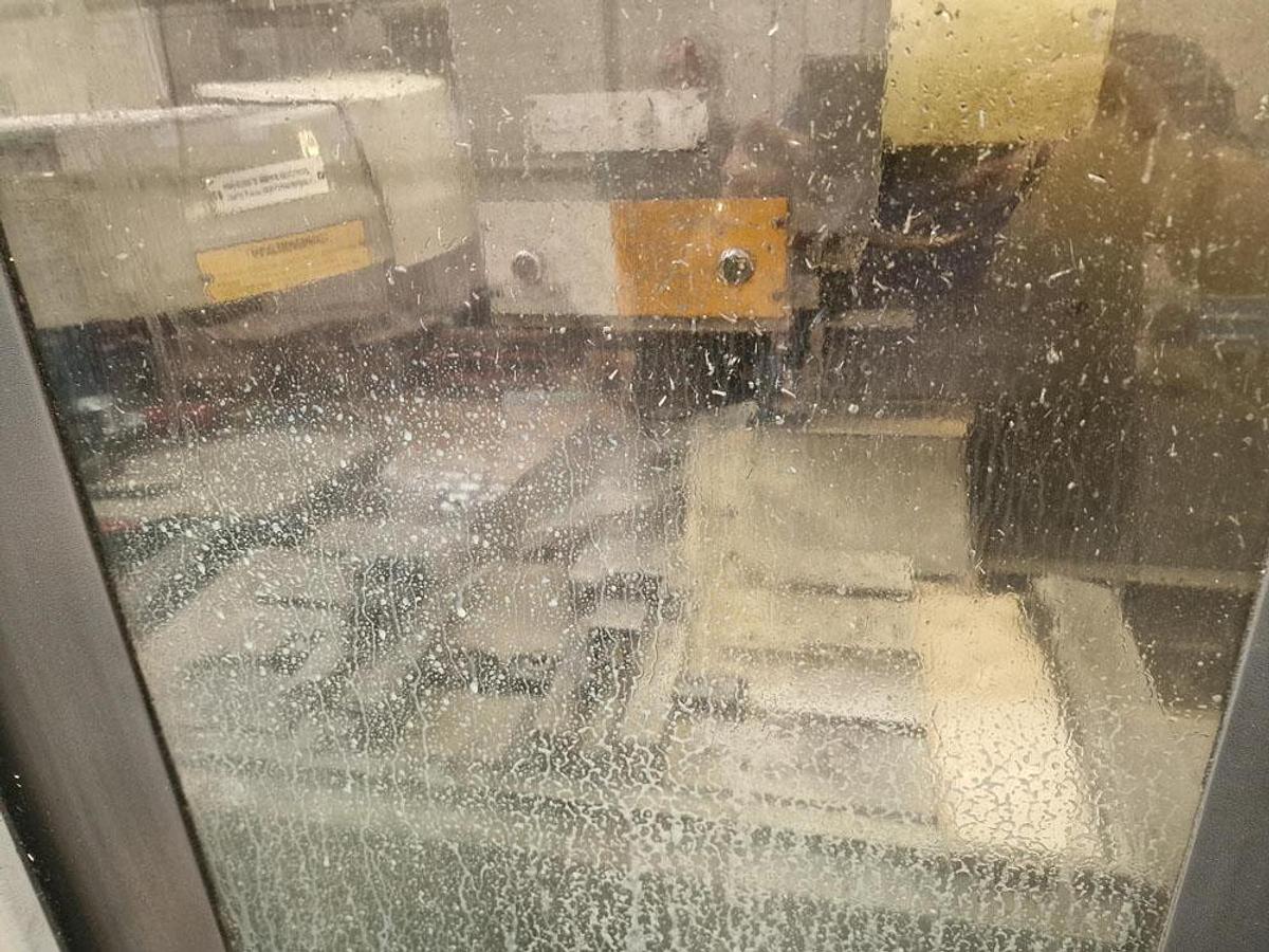 Used BRIDGEPORT VMC 600 VERTICAL MACHINING CENTRE