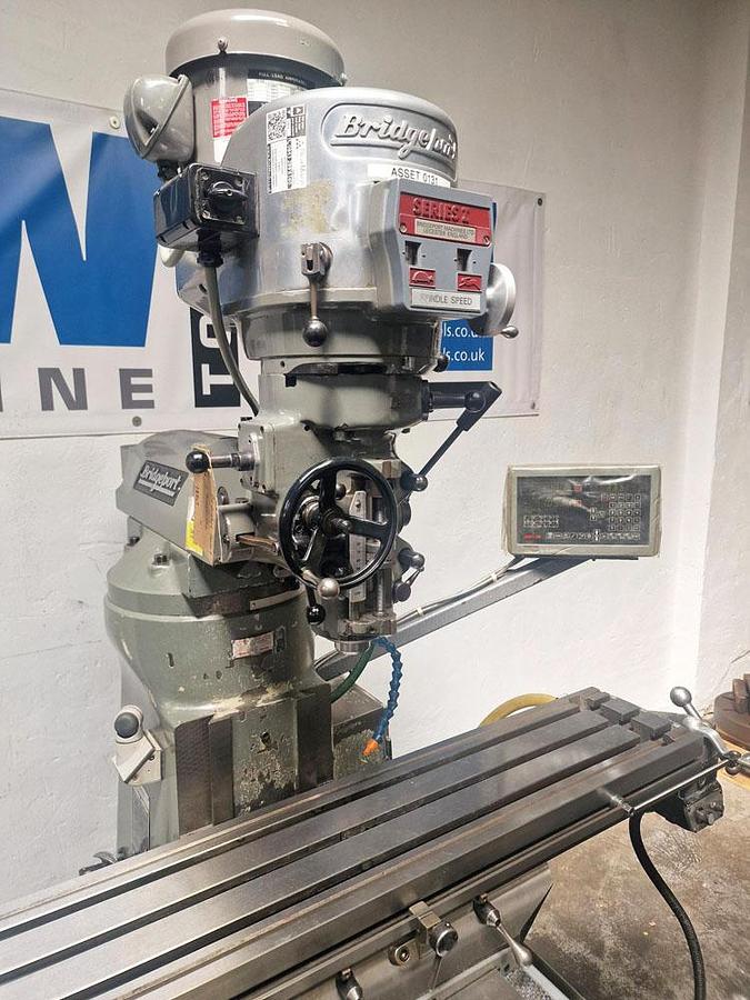 Used BRIDGEPORT SERIES 1 BR2J2 TURRET MILL