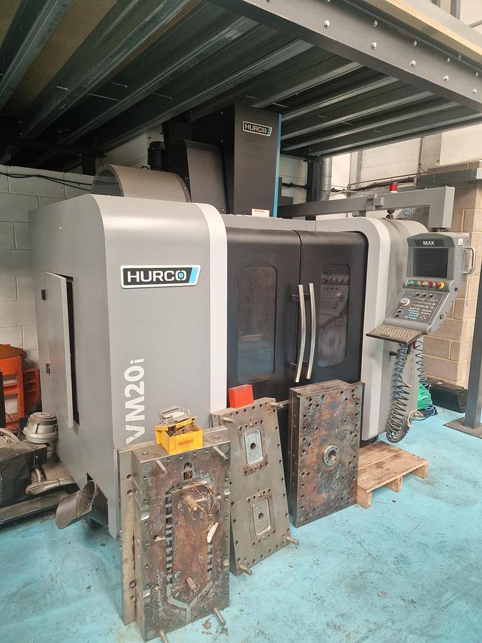 Used 2014 HURCO VM20i VERTICAL MACHINING CENTRE