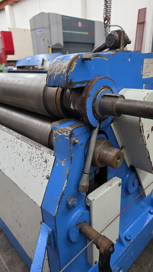 Used 2013 BIRLIK Model MSMS – 3030mm x 3mm Capacity Initial Pinch, Powered Bending Rolls,