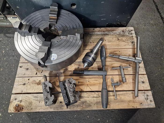 Used COLCHESTER COLCHESTER TRIUMPH 2000 15" x 30" GAP BED CENTRE LATHE