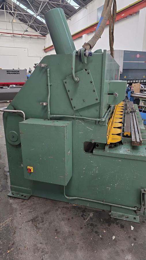Used PEARSON 10ft x 3/8” (3048mm x 10mm) Capacity Hydraulic Swing Beam Guillotine Shear.